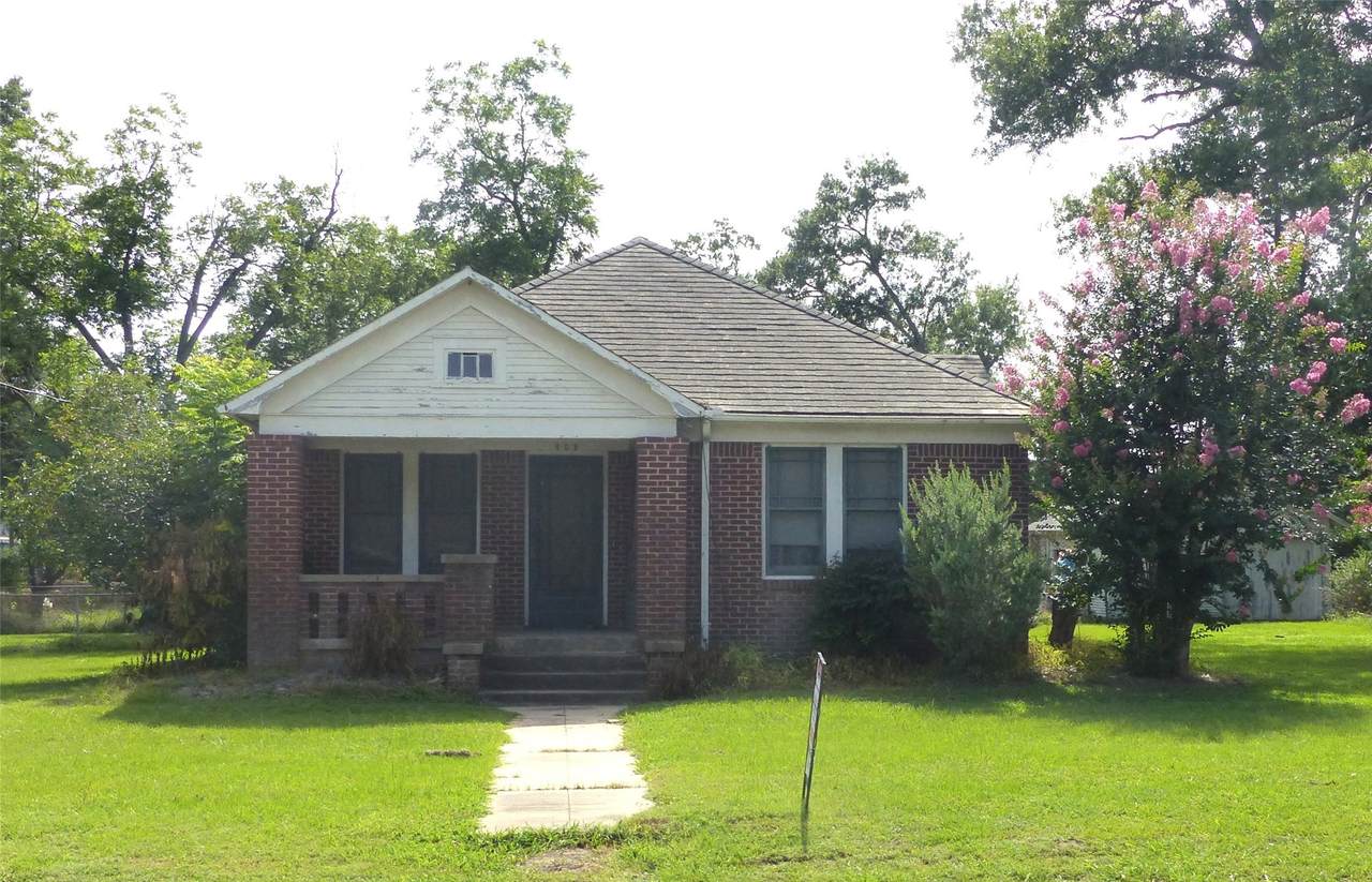 408 Meyer Street - Photo 1