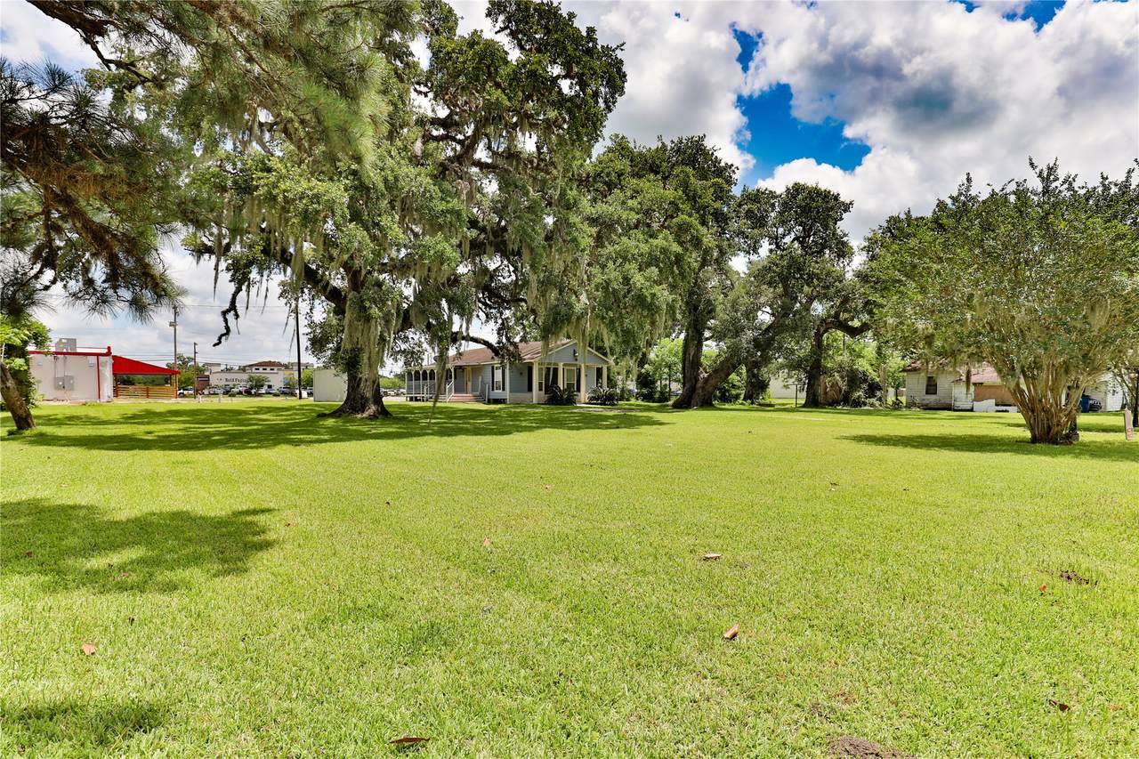 444 Clay Street - Photo 1