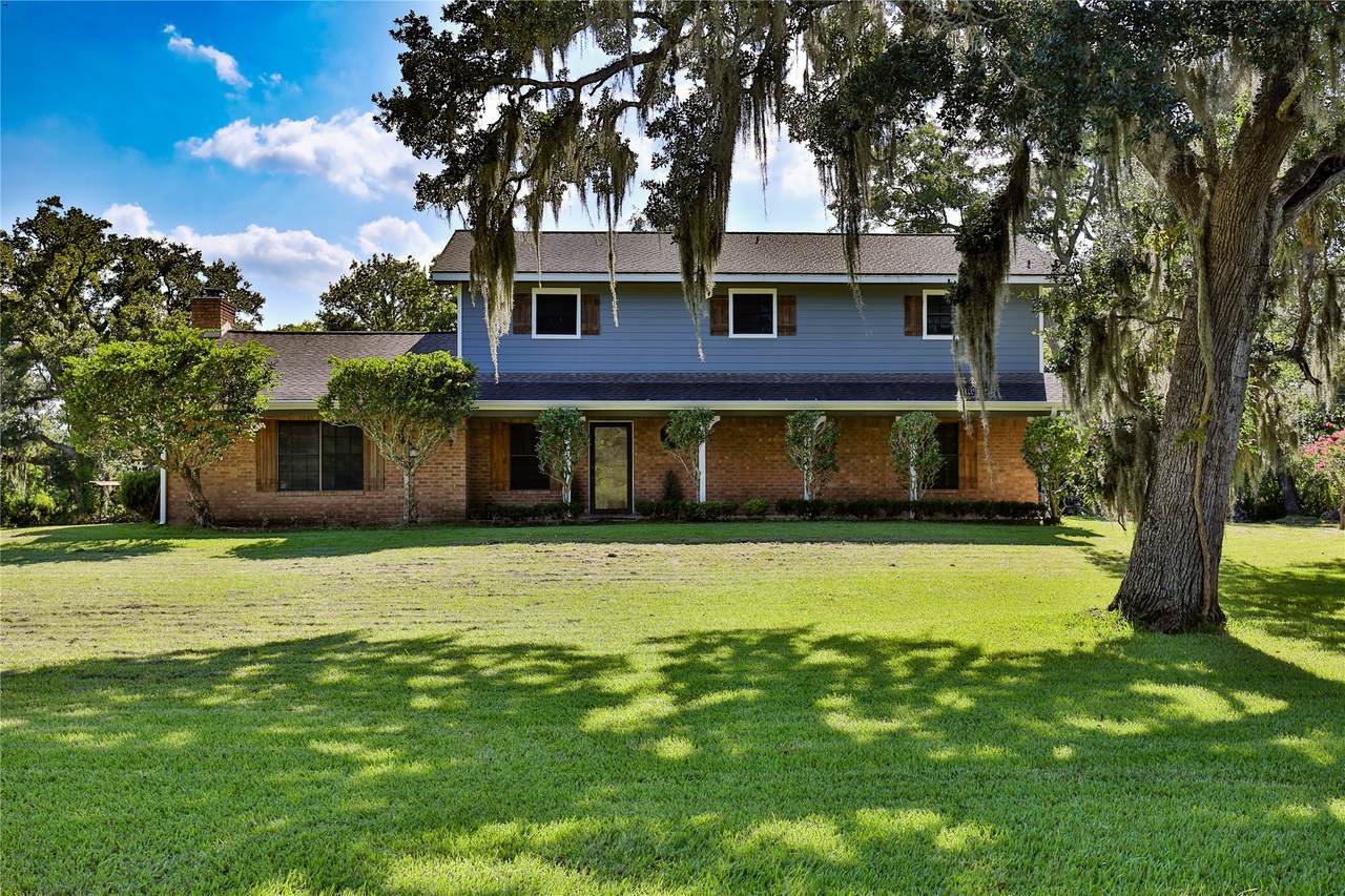 10392 Fm 524 Road - Photo 1