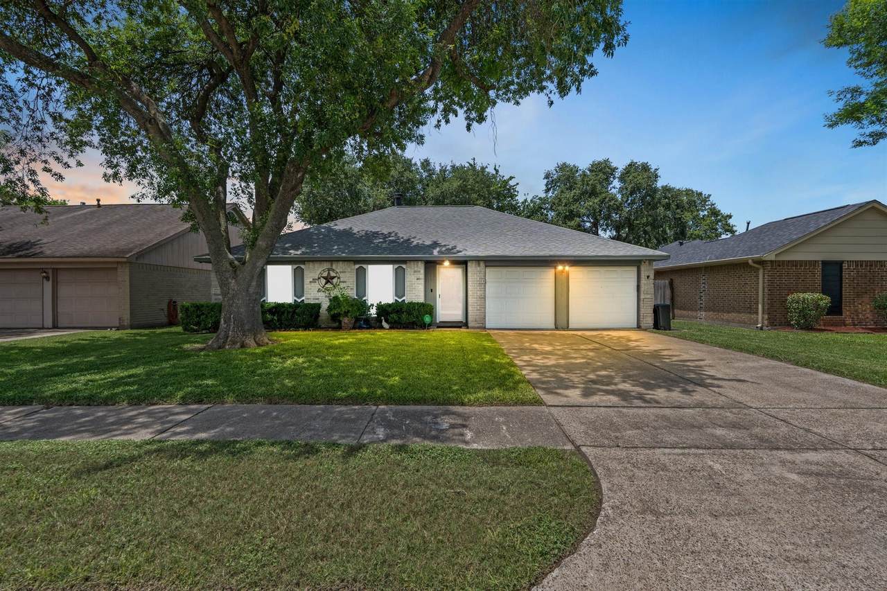 10929 Birch Drive - Photo 1