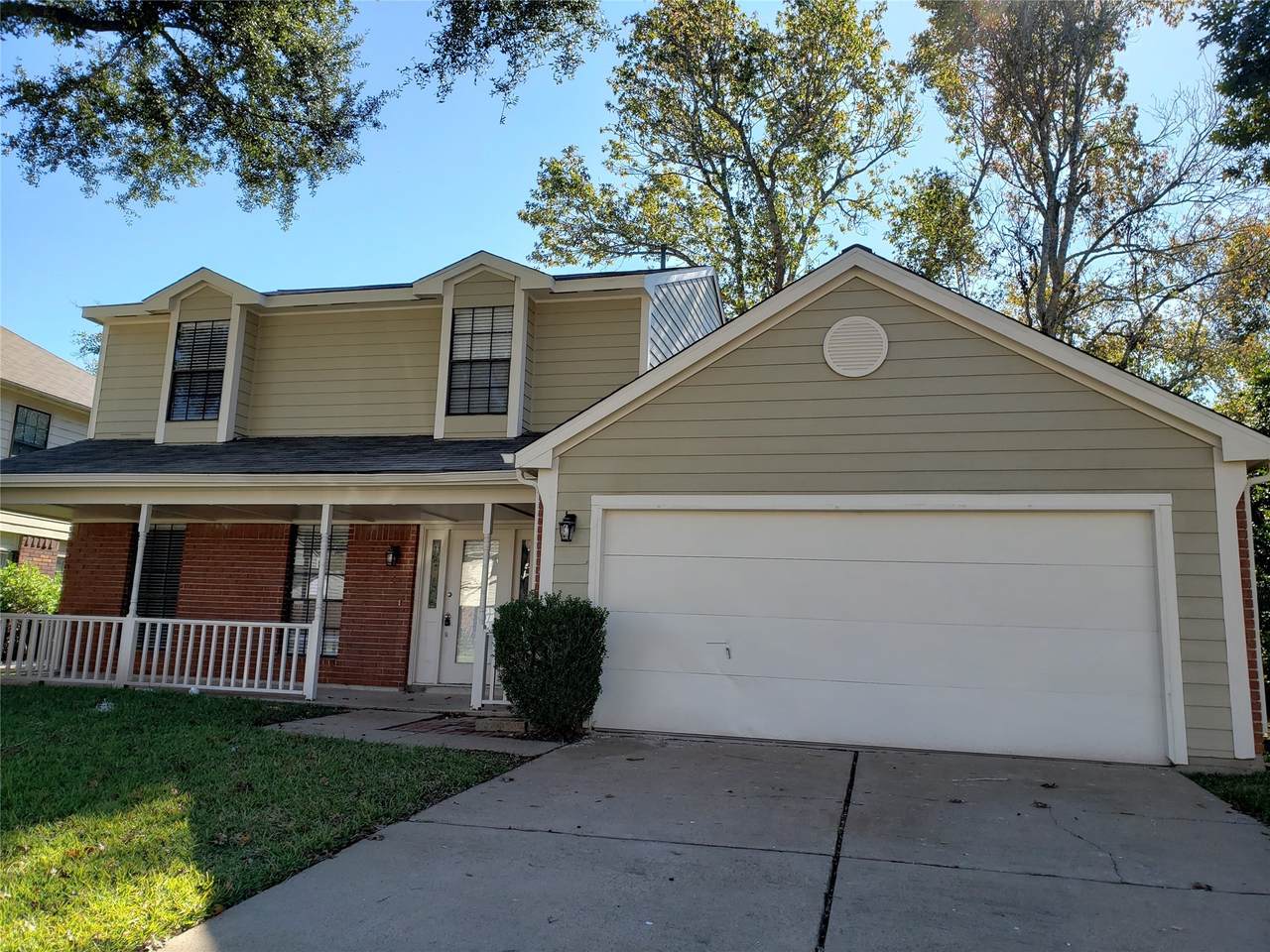 1911 Richmond Vantage Drive - Photo 1