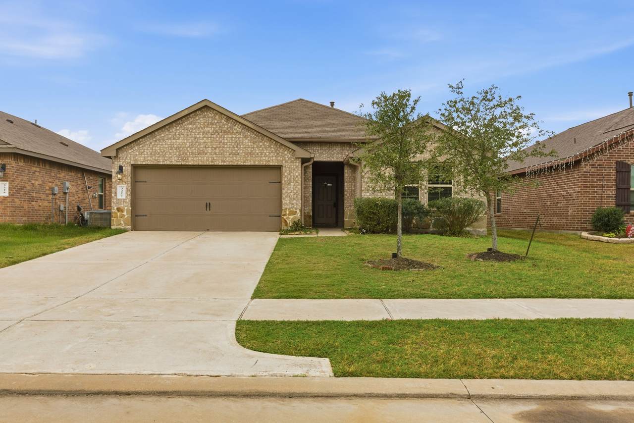 3322 Sumac Drive - Photo 1