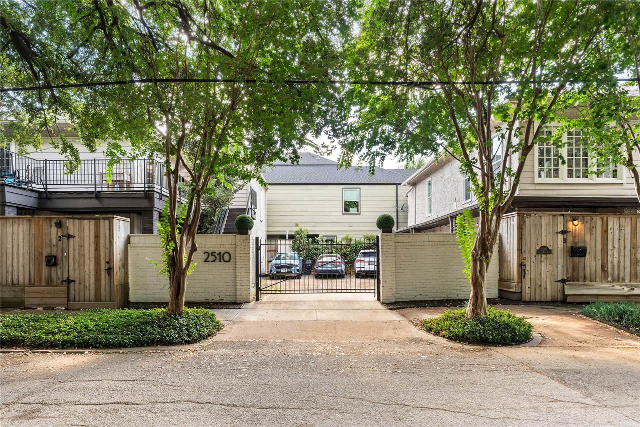 2510 Whitney Street - Photo 1