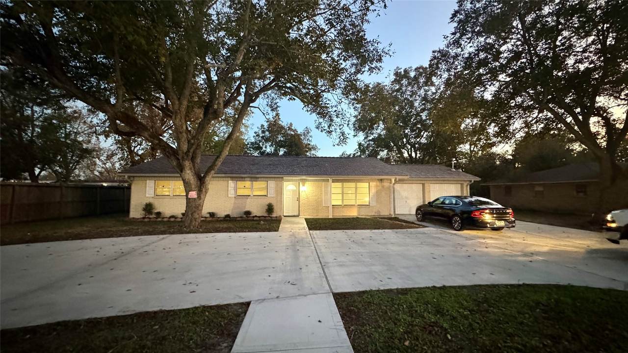 202 Massey Tompkins Road - Photo 1