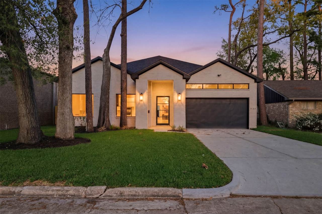 934 Autumn Oaks Drive - Photo 1