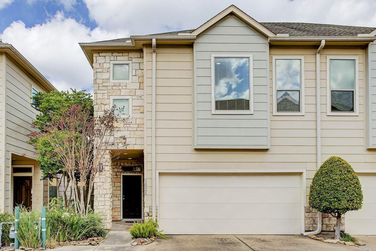3824 Centerplaza Drive - Photo 1