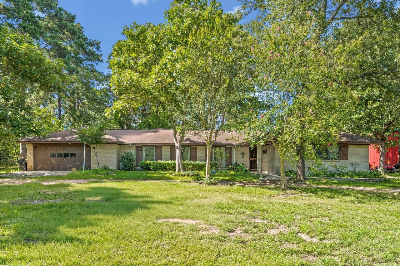 2342 Apache Drive - Photo 1