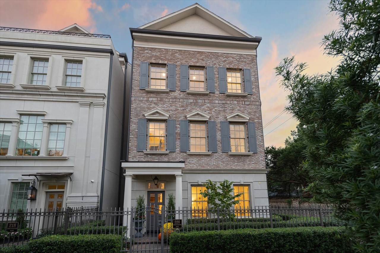 220 Morningside Park Street - Photo 1