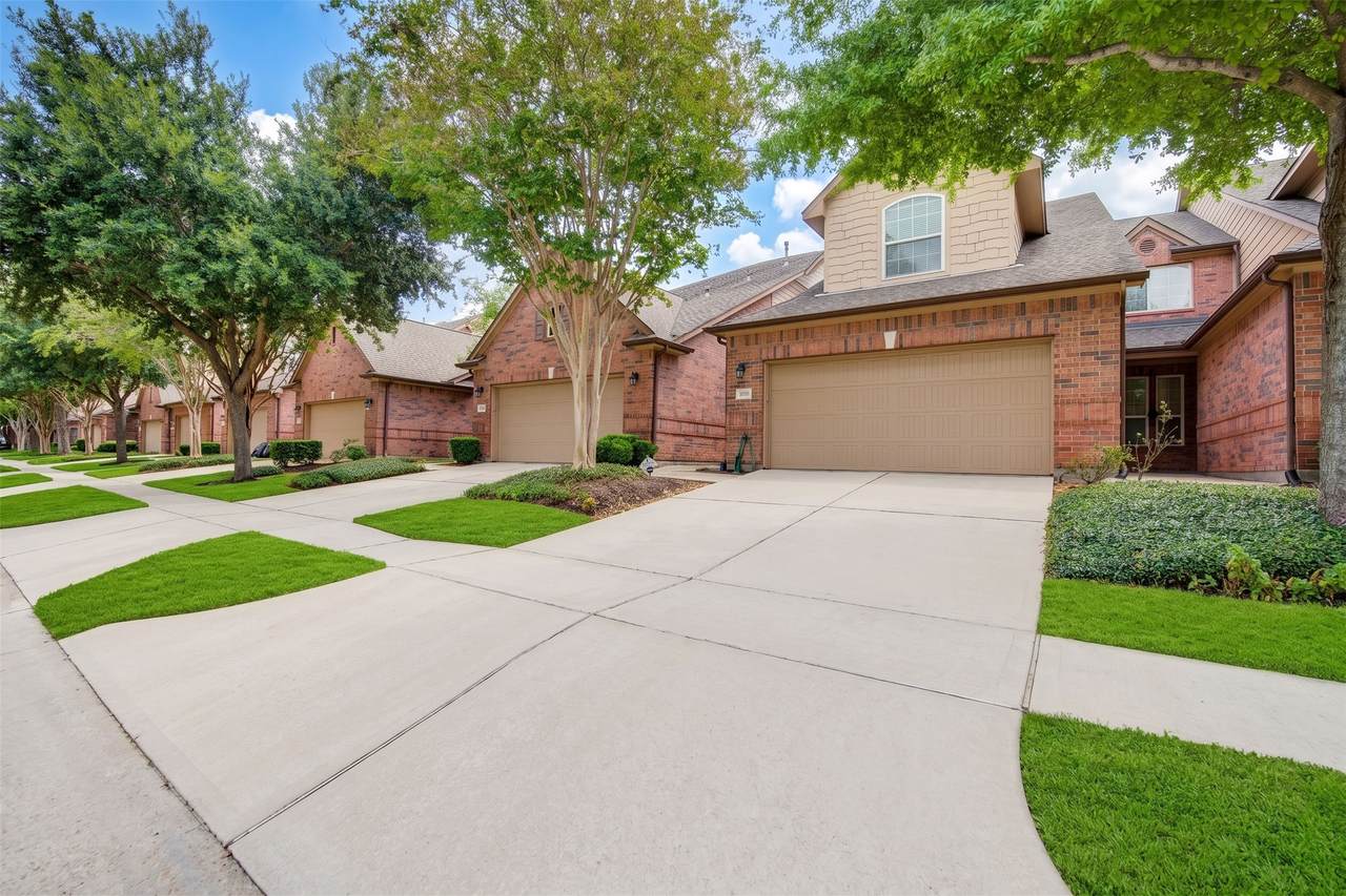 1247 Glenwood Canyon - Photo 1