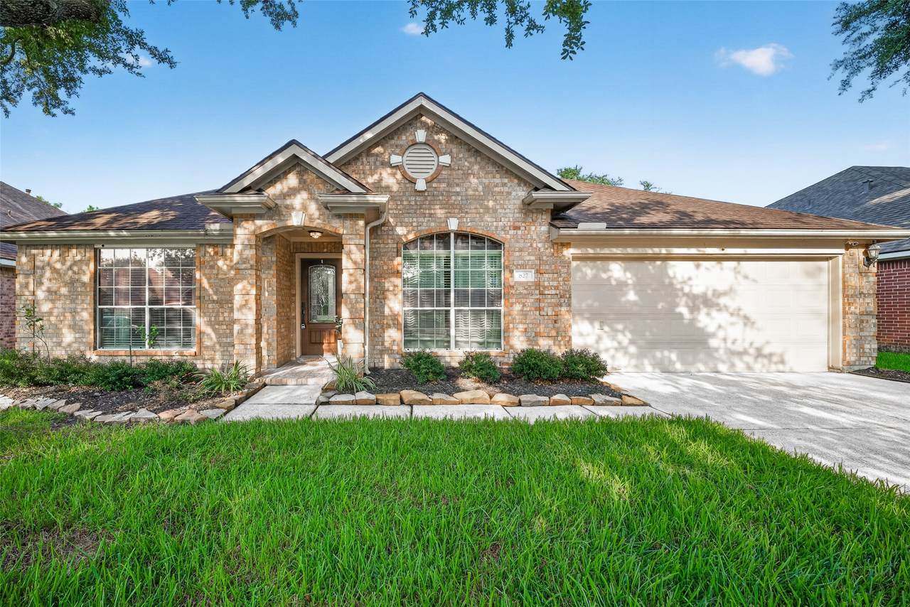 827 Wellsford Drive - Photo 1