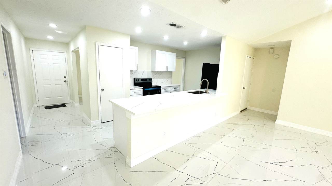 12407 Mistymont Drive - Photo 1