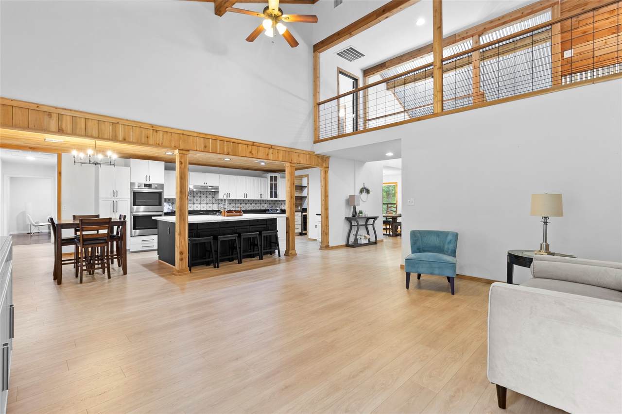 553 County Road 370 - Photo 1