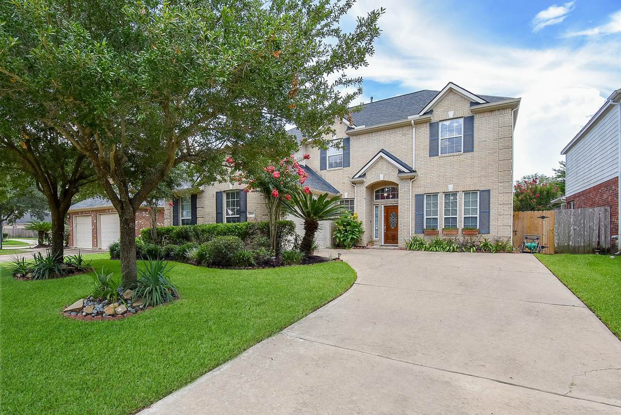 20907 Avery Cove Lane - Photo 1