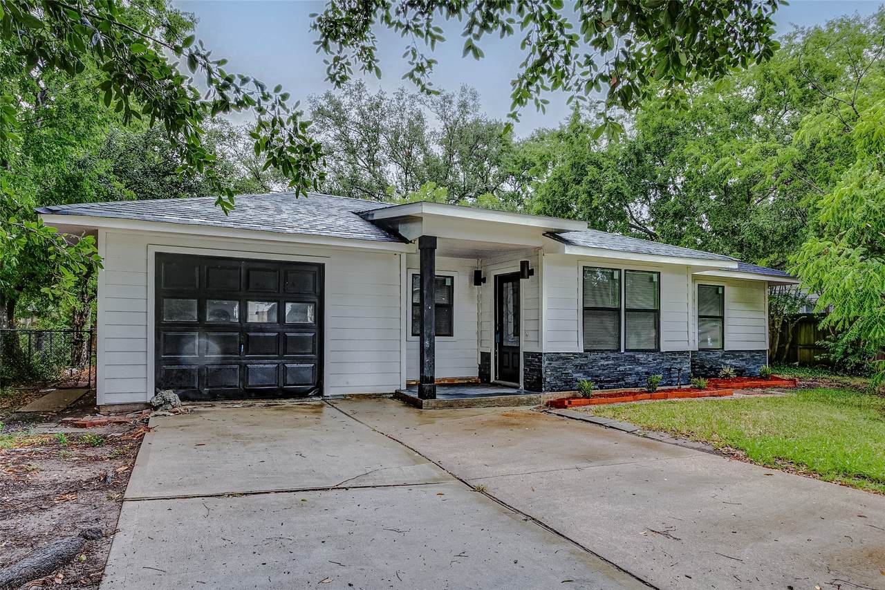 5914 Carew Street - Photo 1