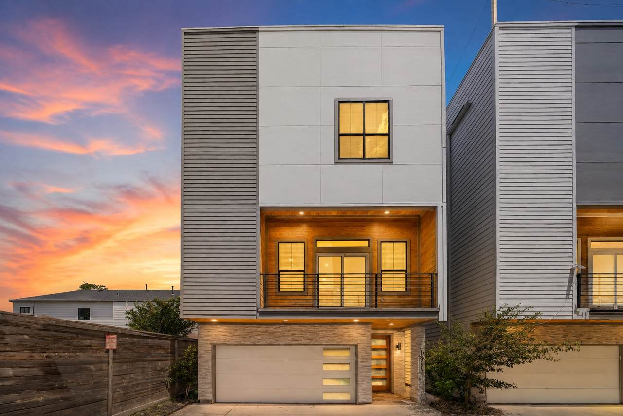 1305 27th Street - Photo 1