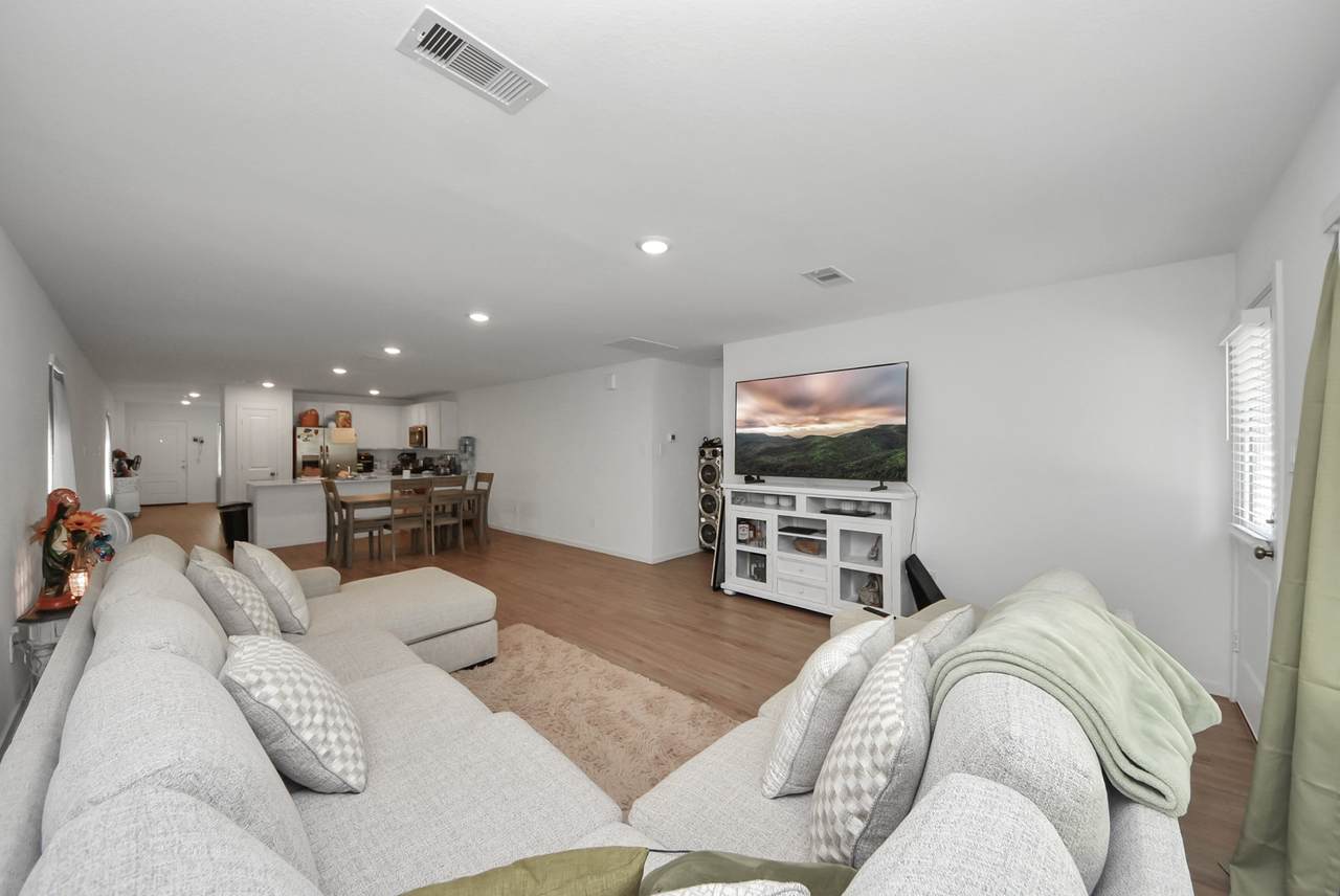 22443 Douglas Court - Photo 1