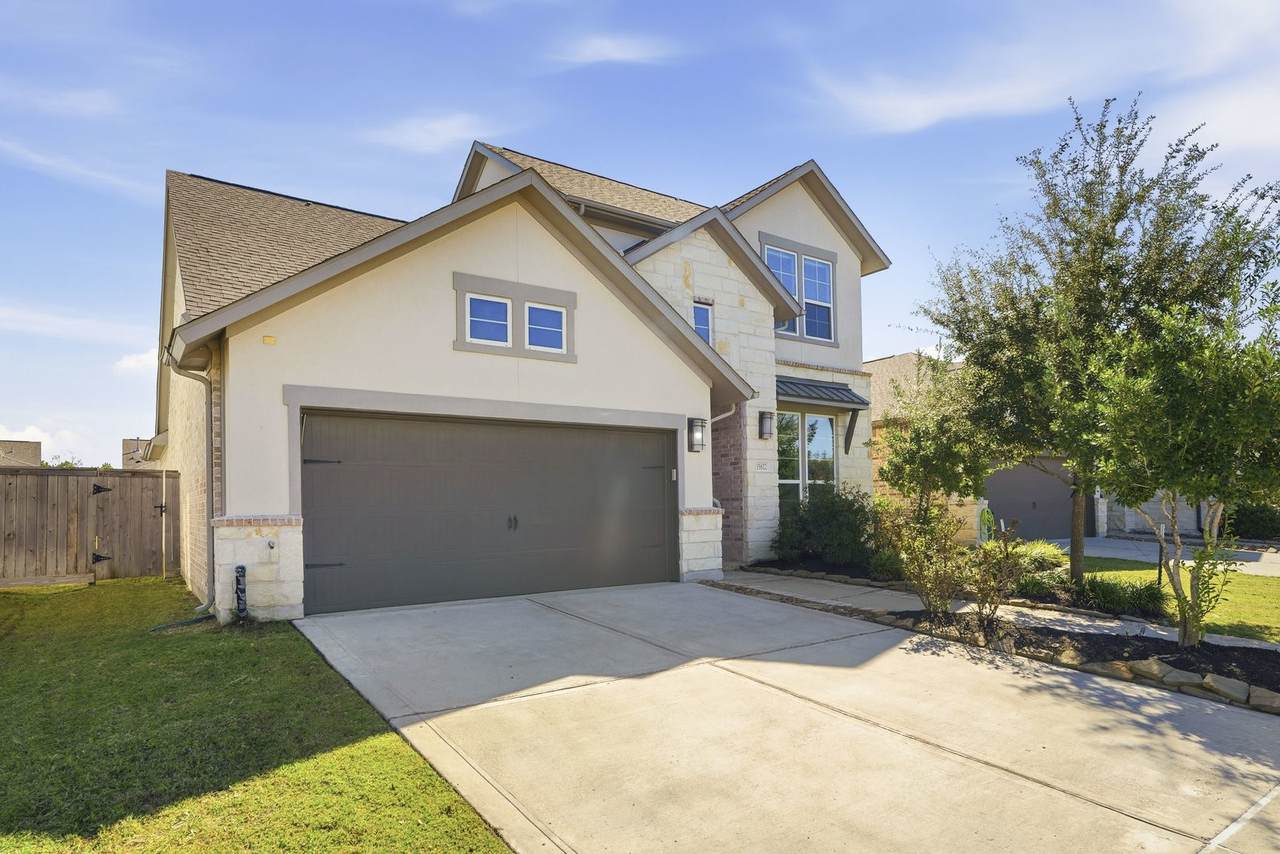 15822 Pilot Knob Drive - Photo 1