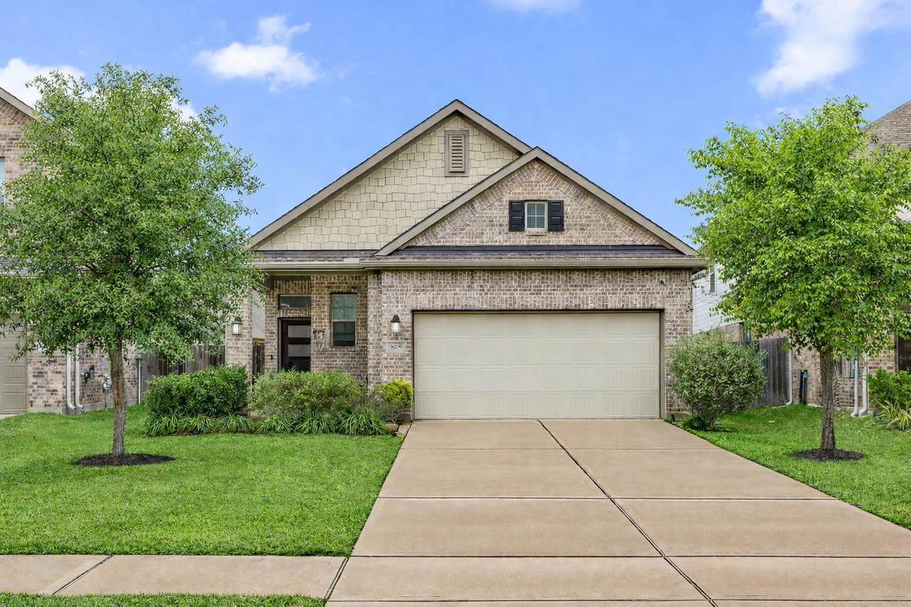 31230 Pinebrook Falls Lane - Photo 1