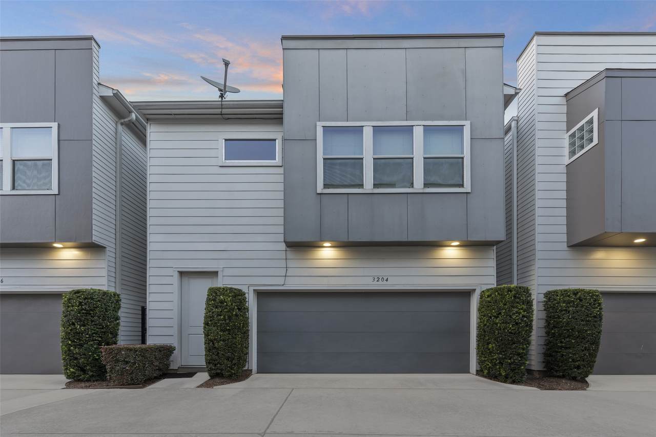 3204 Lamar Street - Photo 1