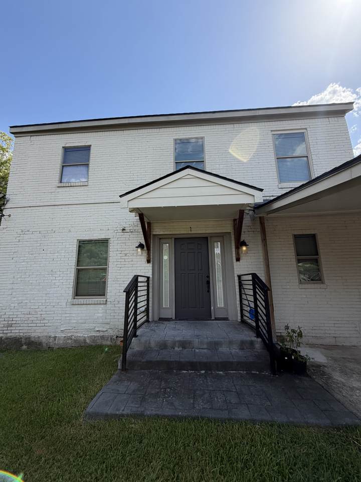 4630 Woodside Street - Photo 1