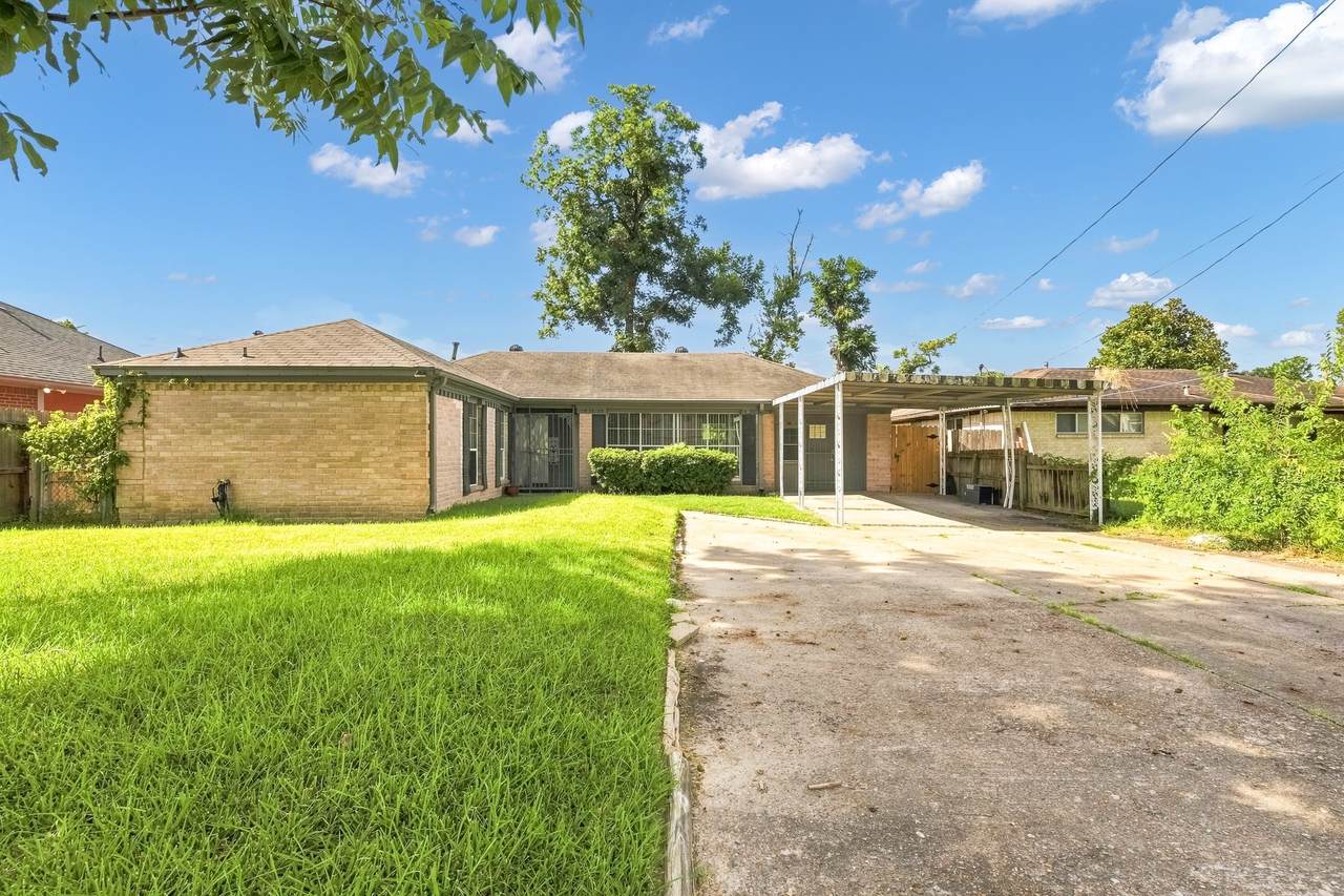 6926 Finch Street - Photo 1