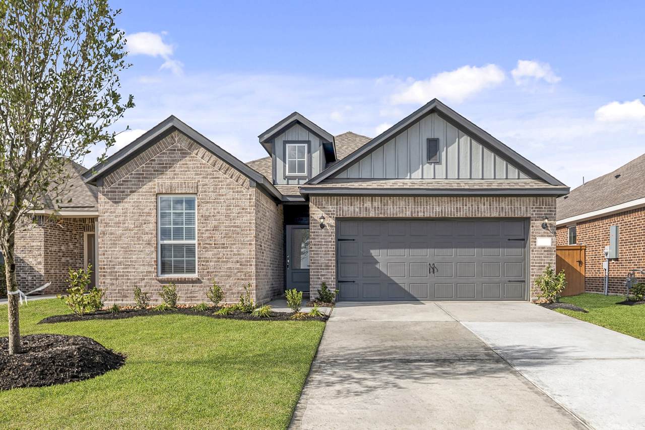 1115 Campside Drive - Photo 1