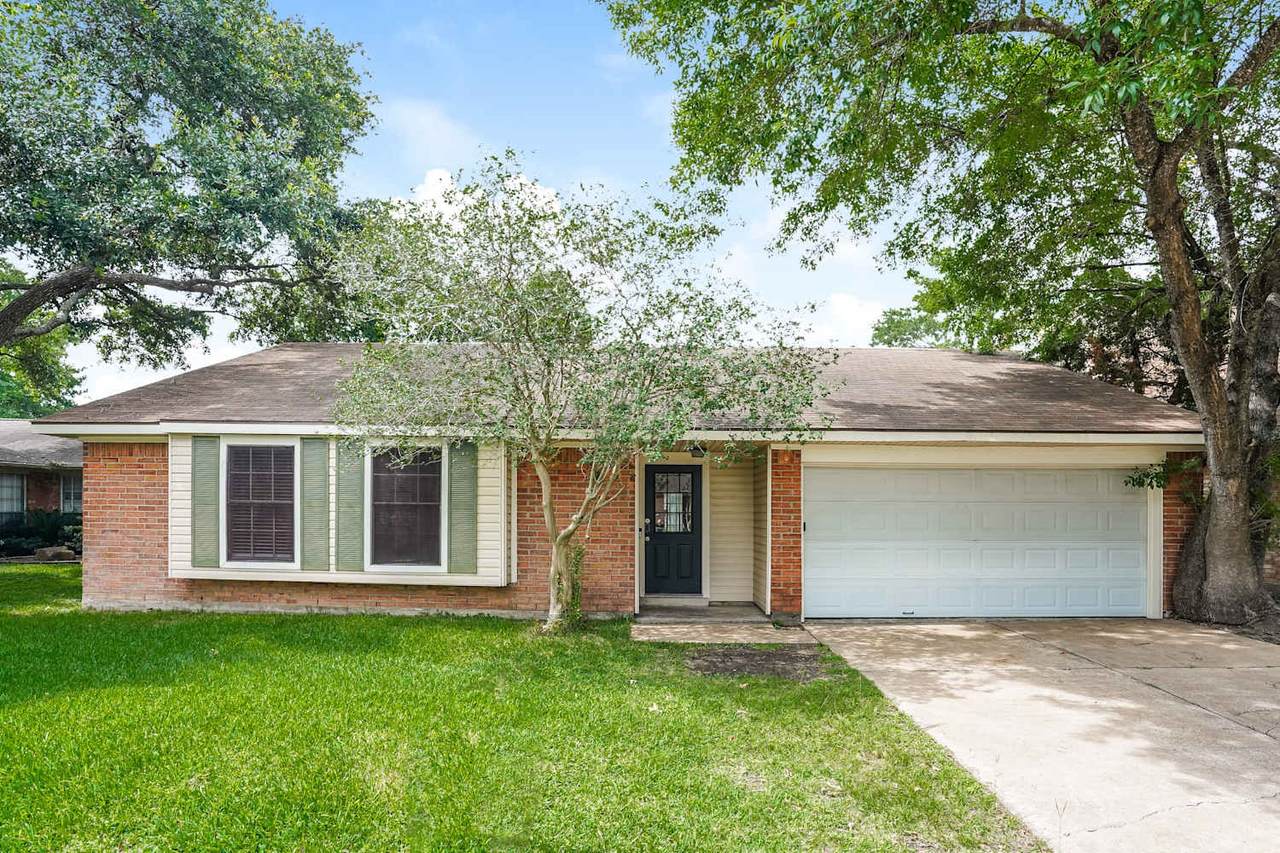 22006 Castle Springs Drive - Photo 1