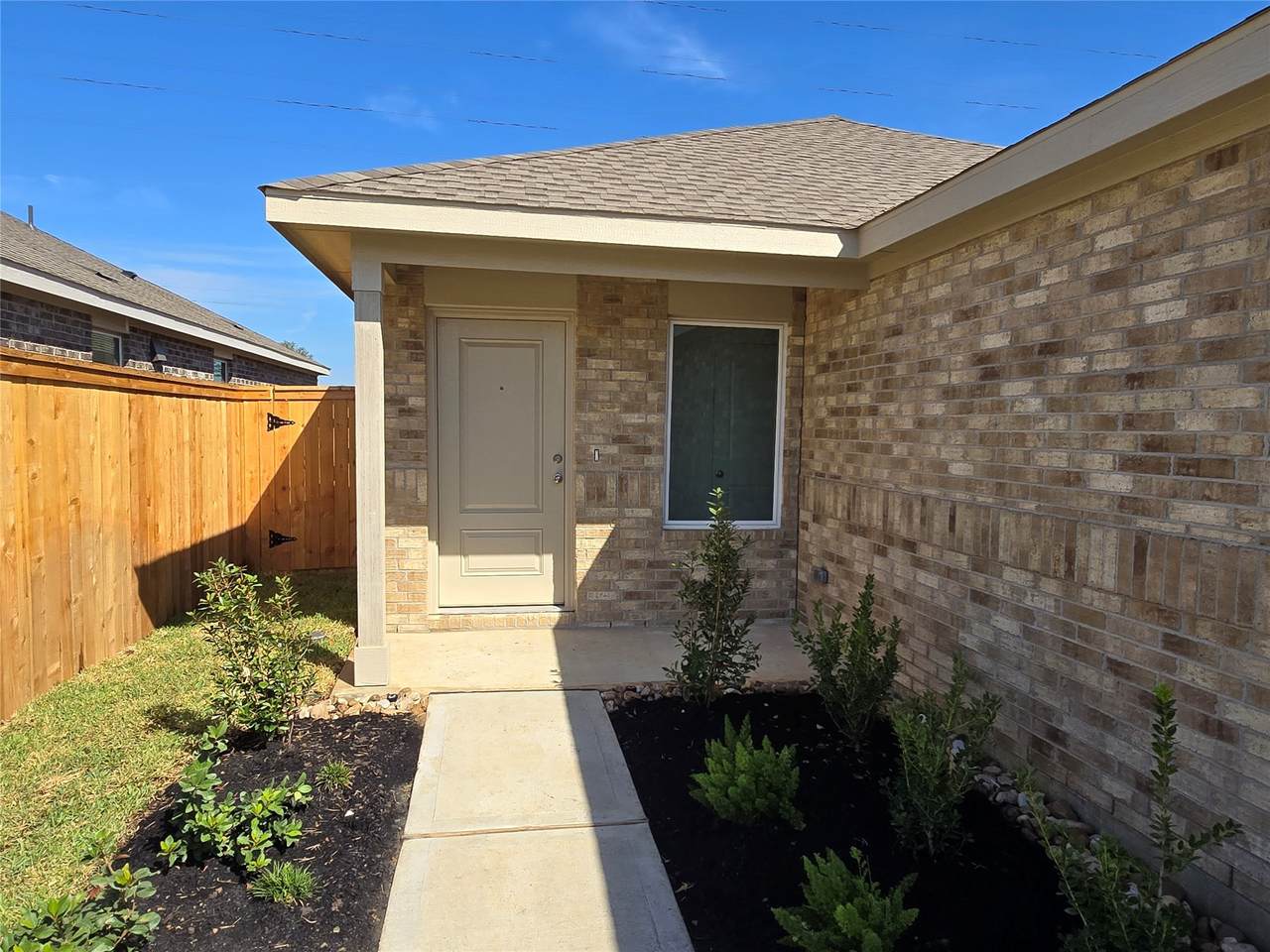 26714 Cascade Sunrise Street - Photo 1