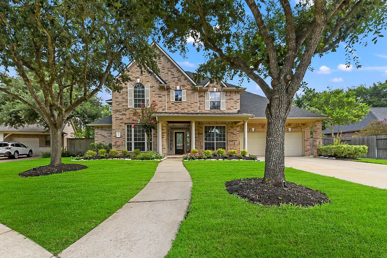 1030 Bayou Vista Court - Photo 1