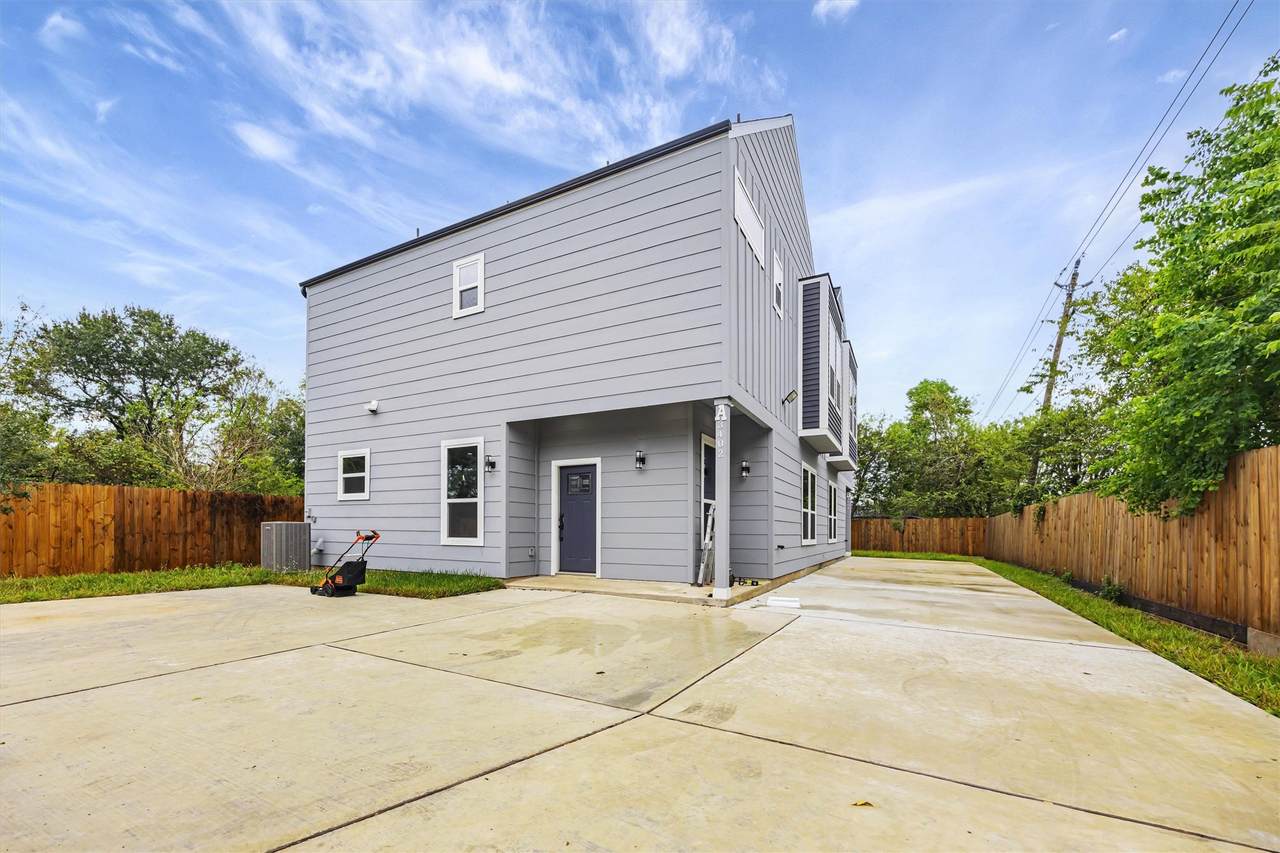 3402 Nathaniel Brown Street - Photo 1