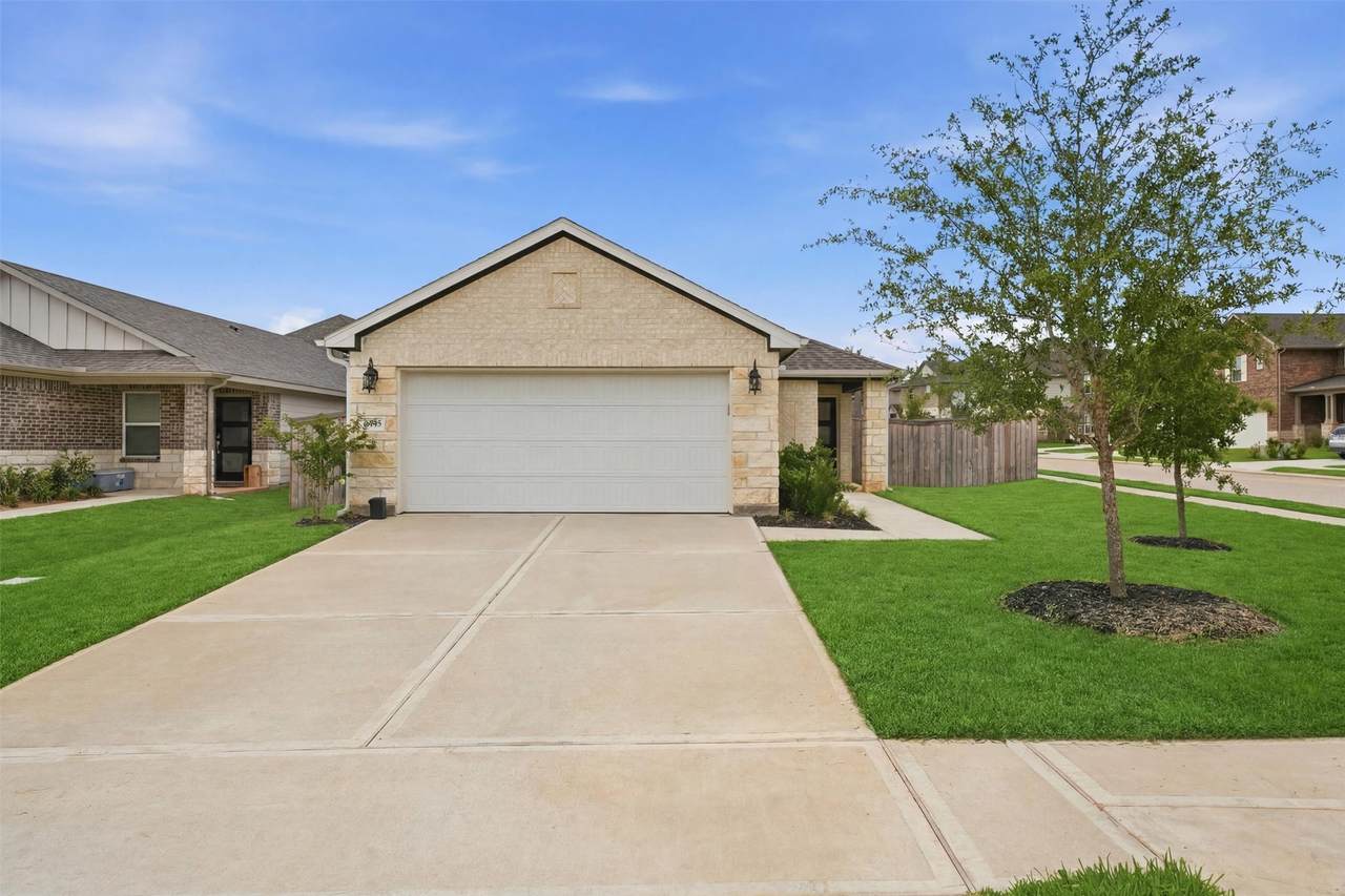6745 Chinapkin Oak Lane - Photo 1