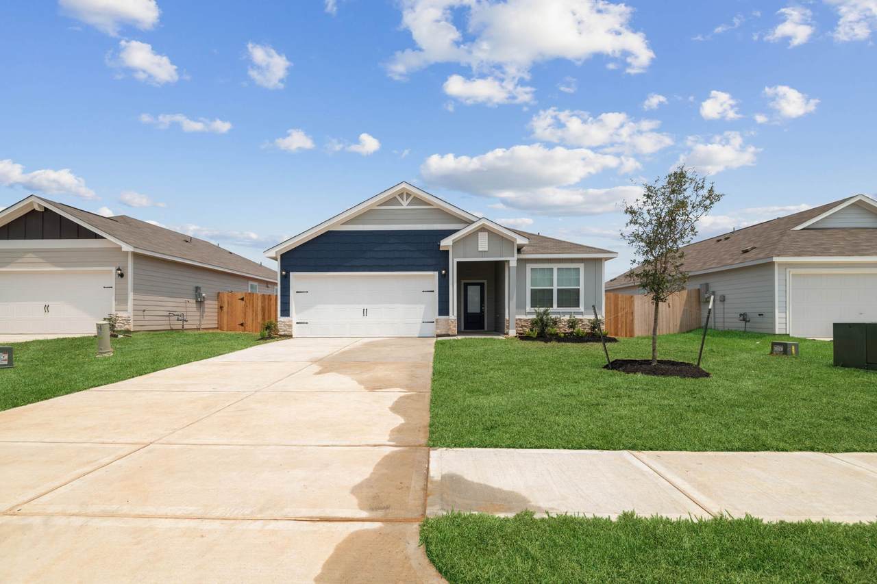 712 Jasmine Ridge Lane - Photo 1