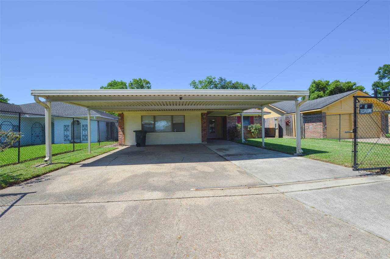 9210 Mapes Street - Photo 1