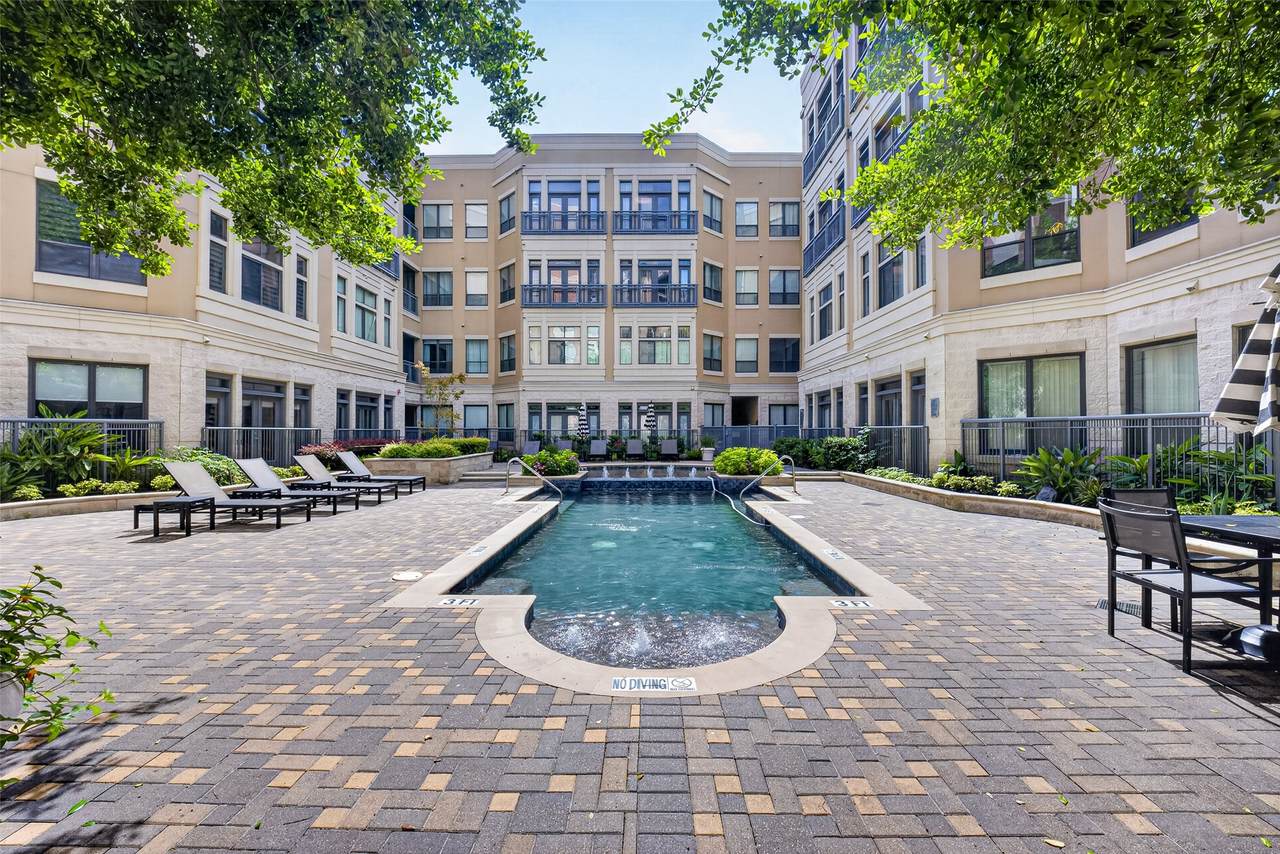1901 Post Oak Boulevard - Photo 1