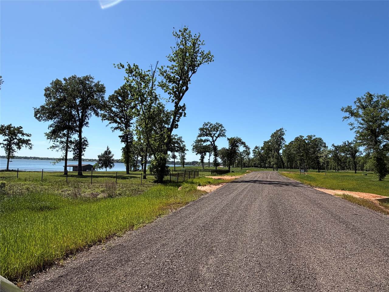 3126 Island View Lane - Photo 1