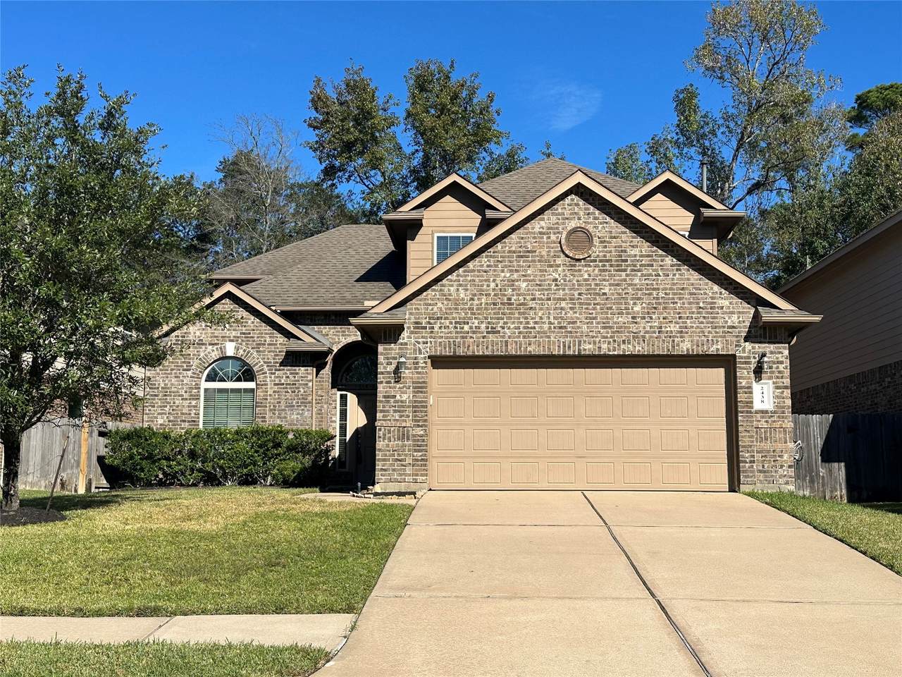 2438 Garden Falls Dr - Photo 1