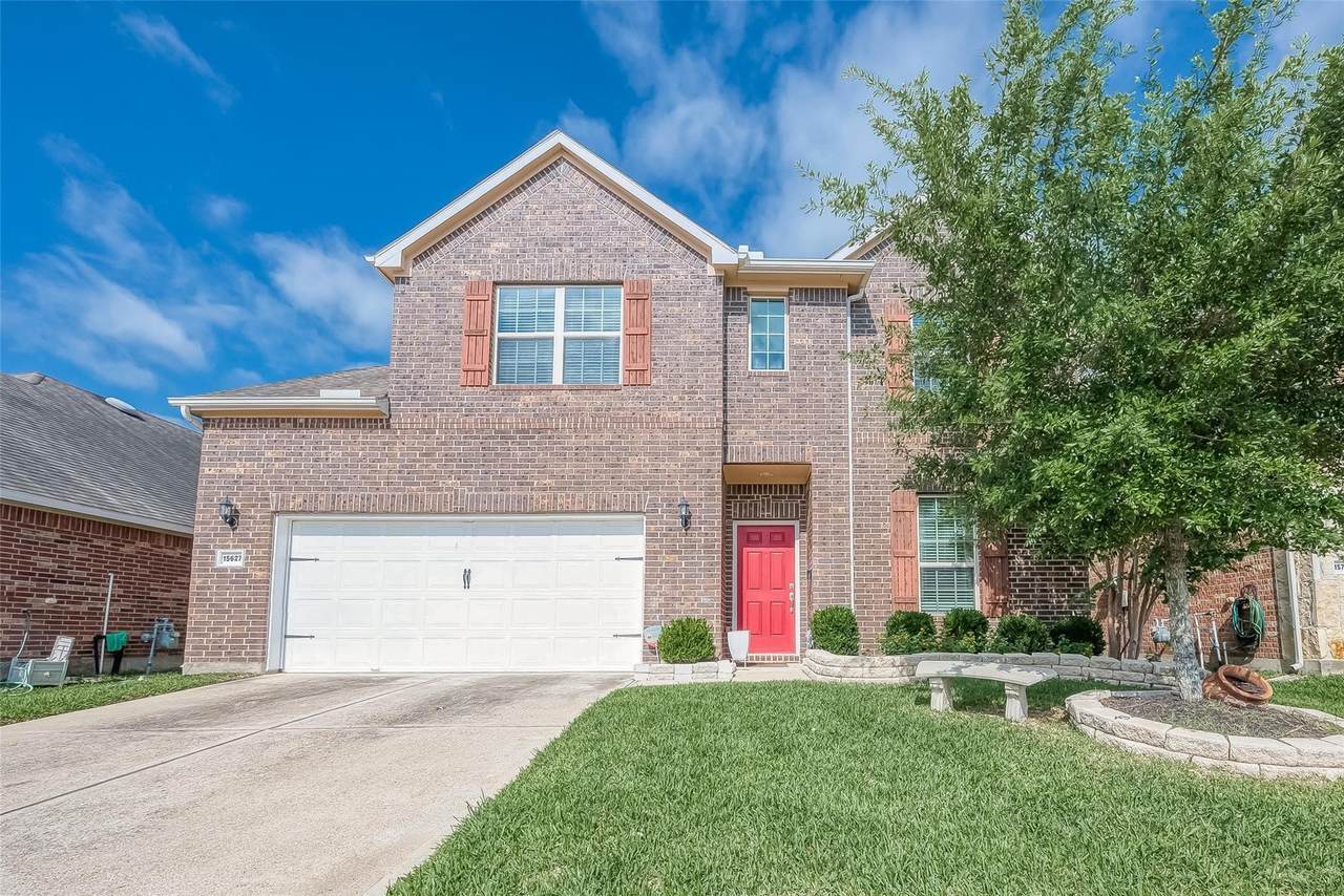 15627 Huddleston Drive - Photo 1