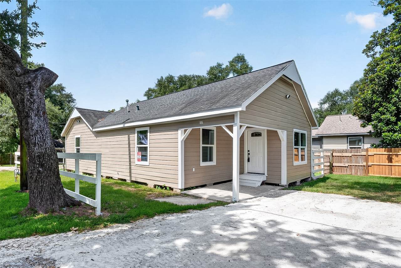 106 9th Street - Photo 1