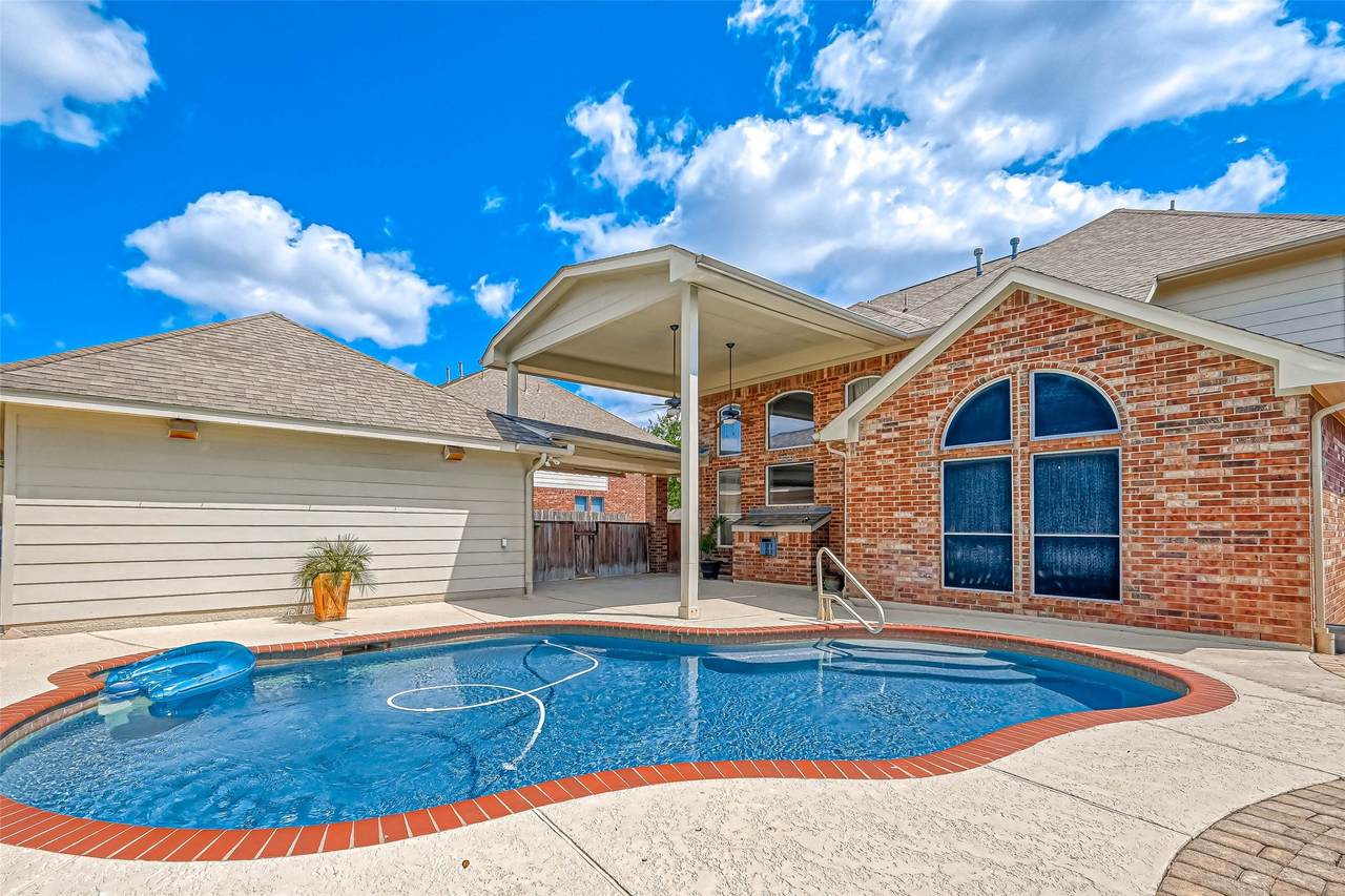 2422 Falcon Knoll Lane - Photo 1
