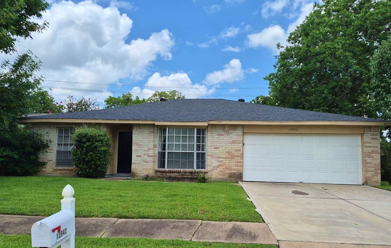 13942 Towne Way Drive - Photo 1