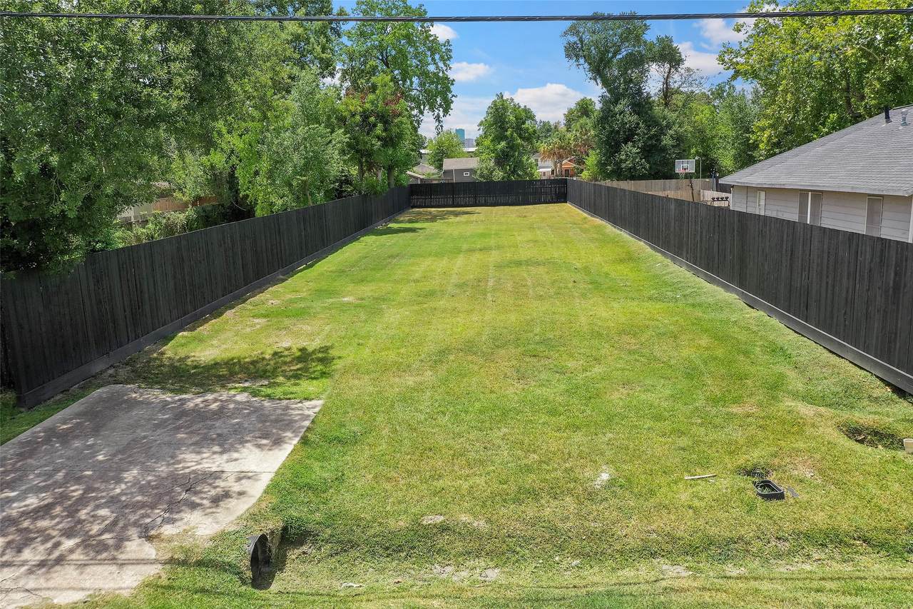 213 Sylvester Road - Photo 1