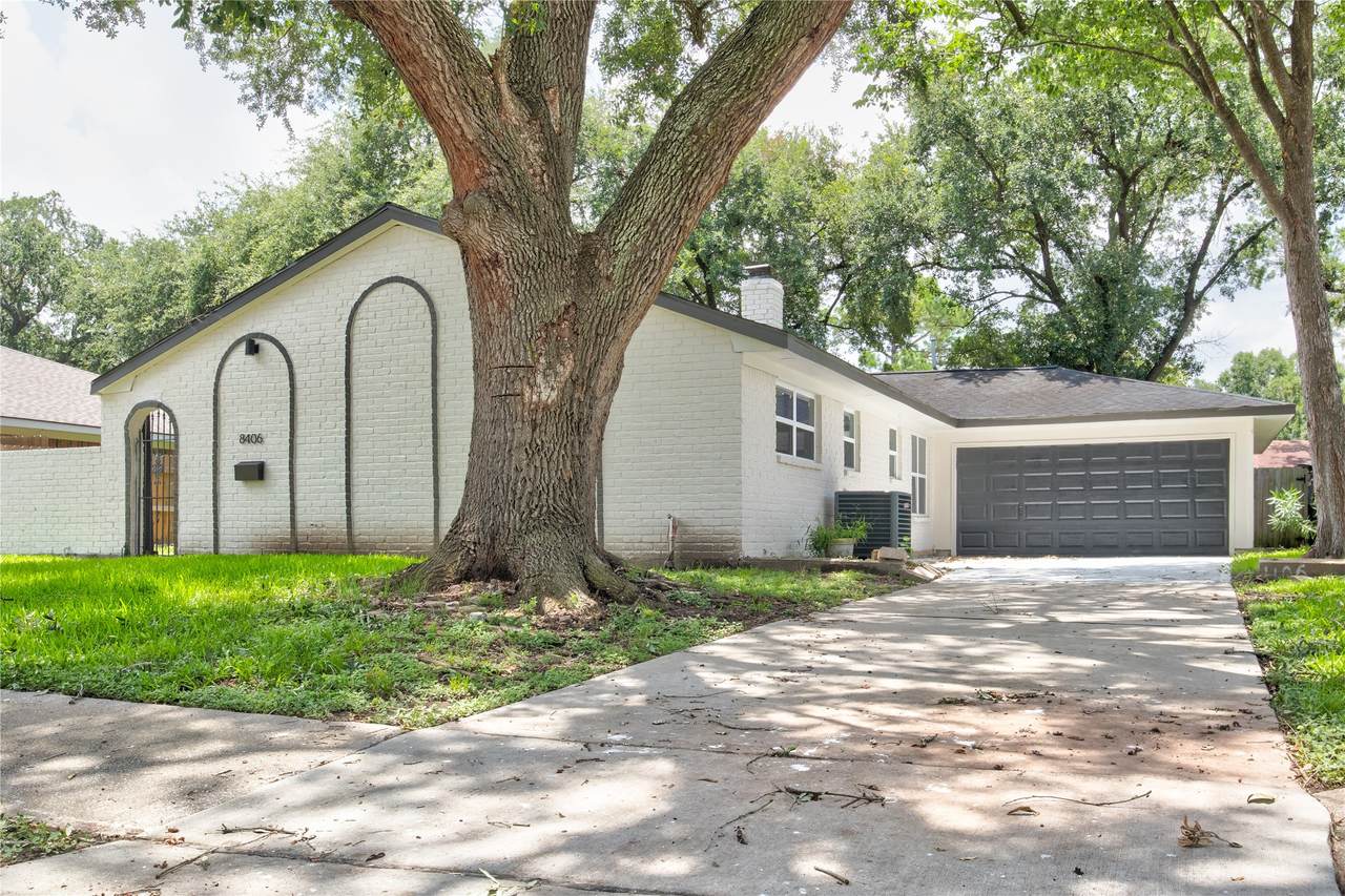 8406 Beechaven Rd - Photo 1