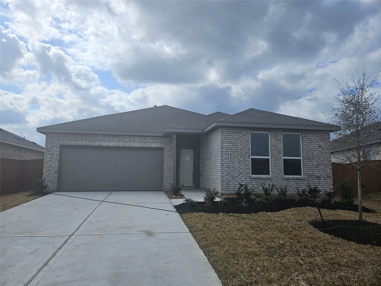 10631 Summers Way - Photo 1