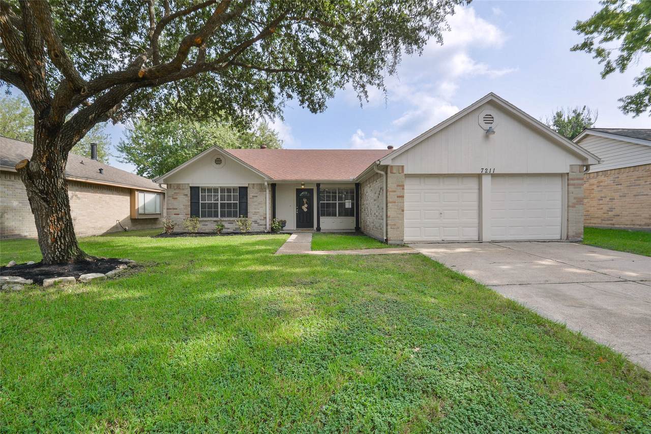 7211 Fuchsia Lane - Photo 1