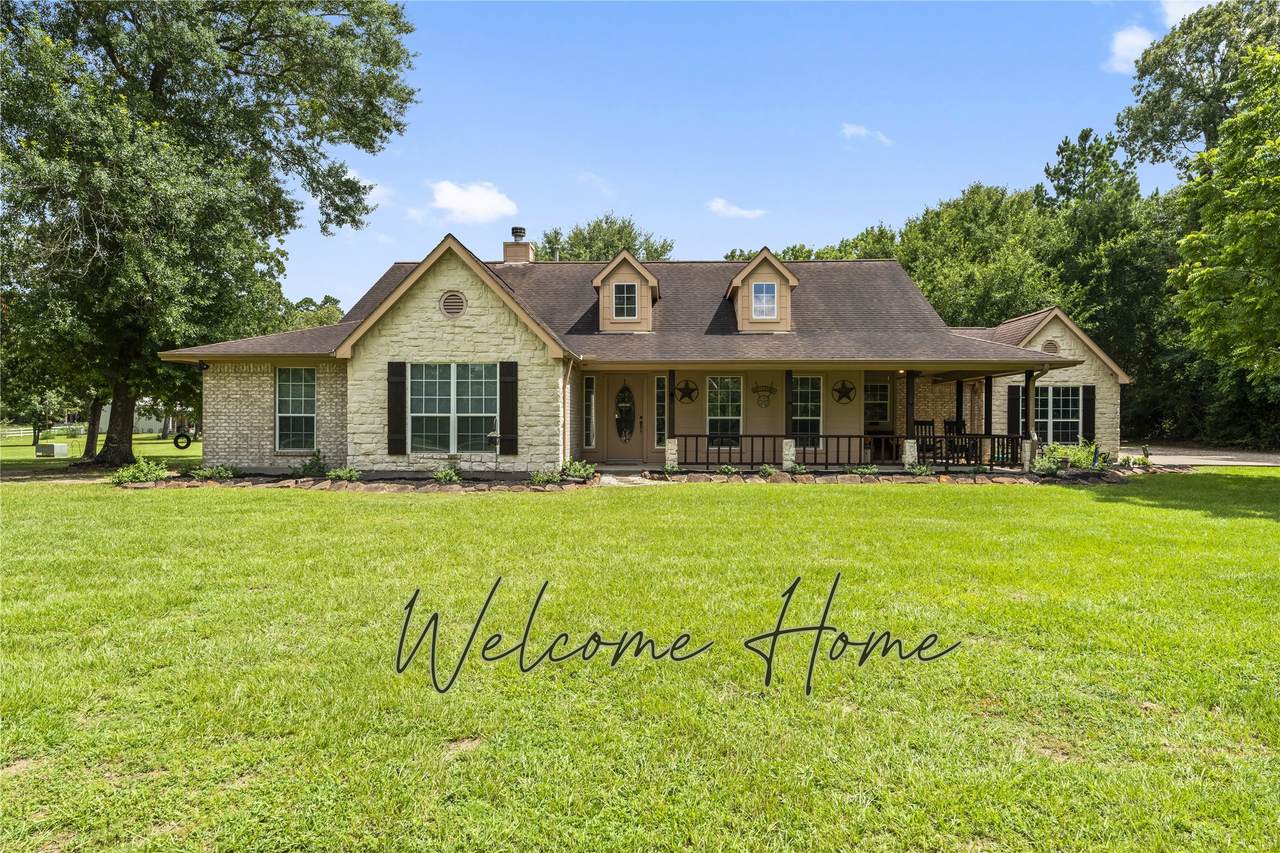 8366 Hills Parkway - Photo 1