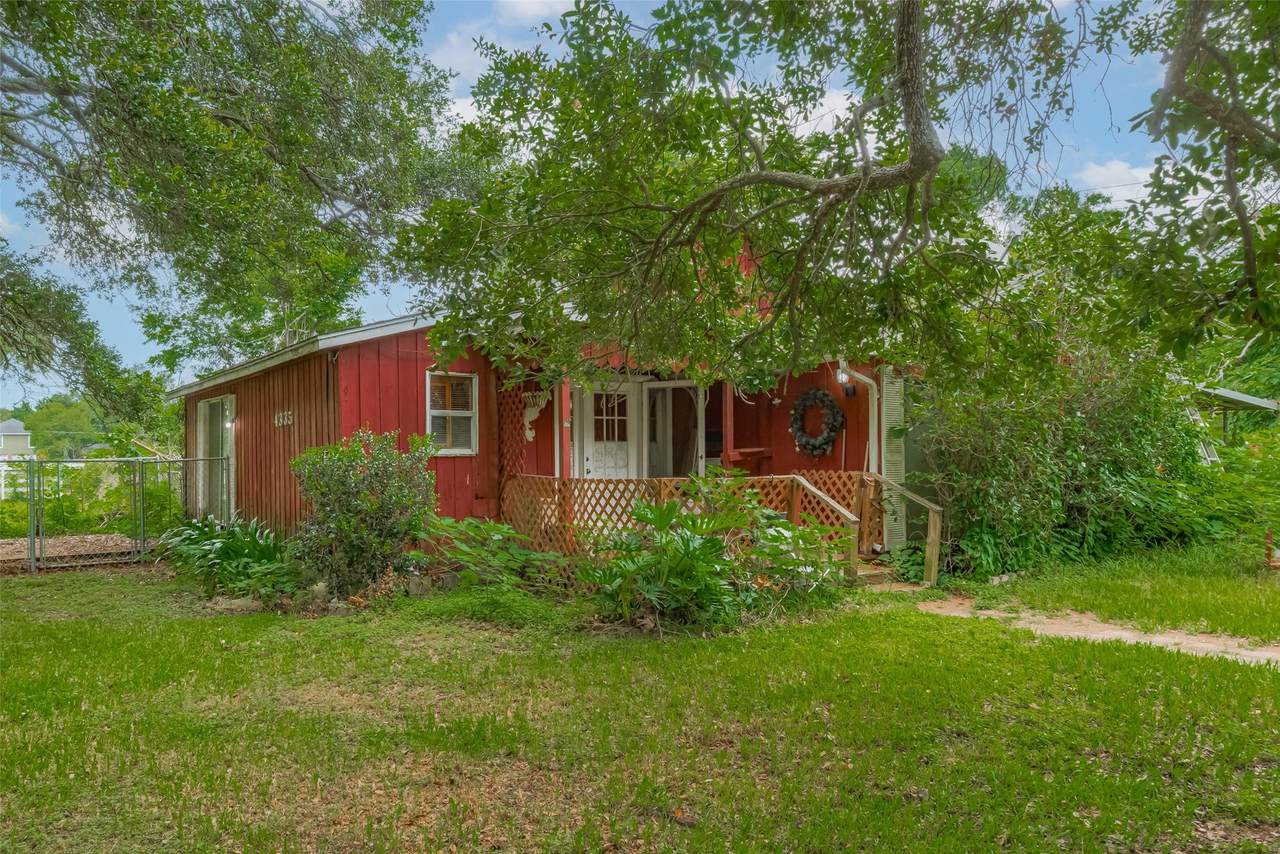 4335 Curry Road - Photo 1