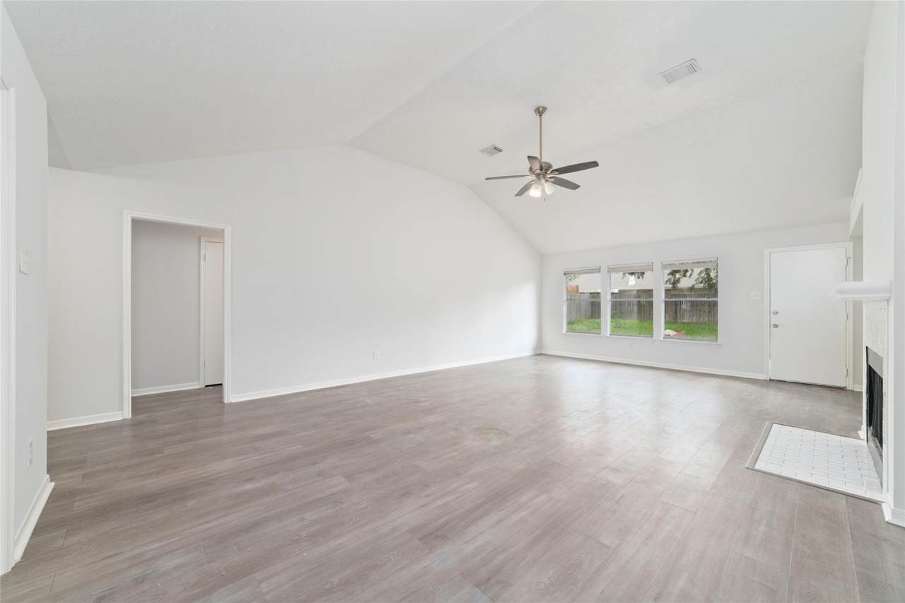 19114 Indian Grass Drive - Photo 1