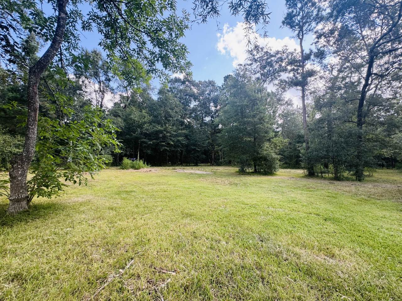 702 County Road 2339 - Photo 1