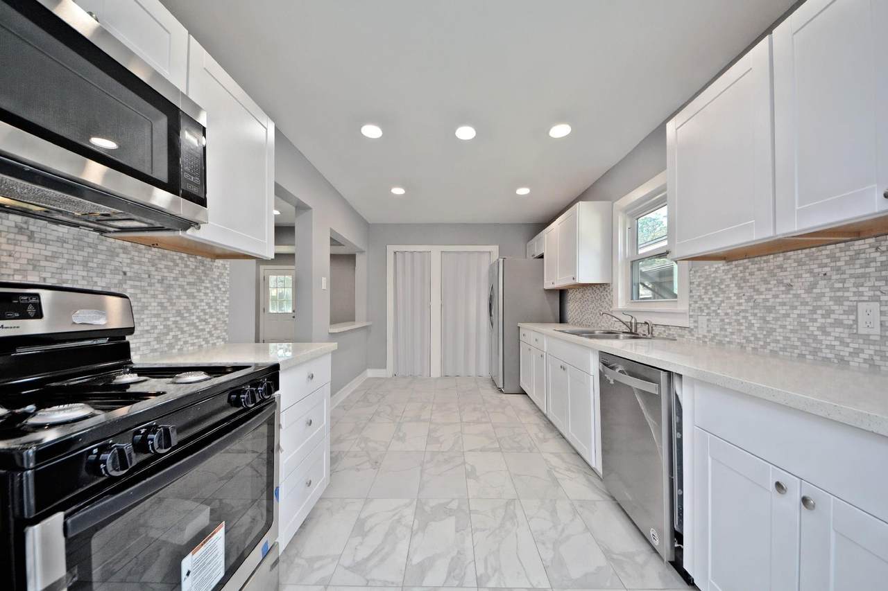 3834 Rosedale Street - Photo 1