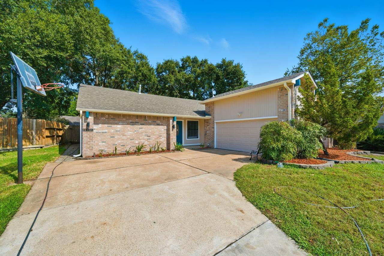 22302 Silver Morning Circle - Photo 1